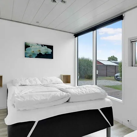 Summer House In Marielyst Дом отдыха Boto By