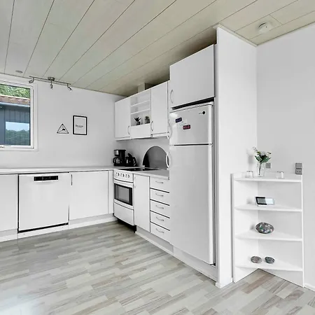 Summer House In Marielyst *