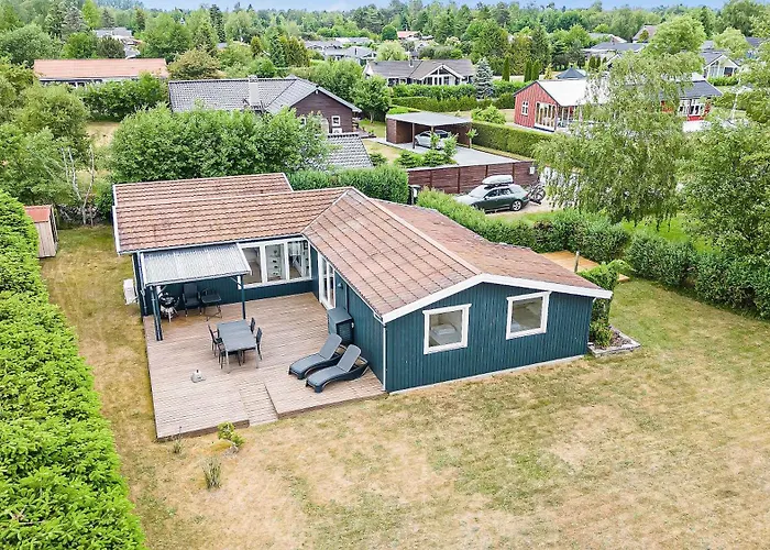 Hébergement de vacances Summer House In Marielyst Bøtø By